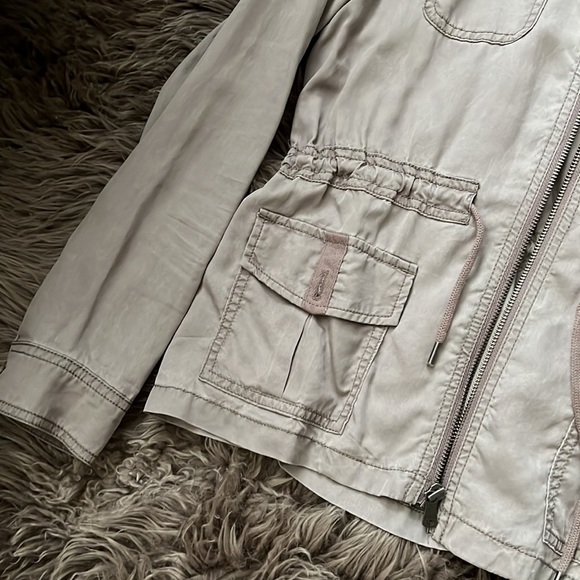 Express jacket - Picture 6 of 10